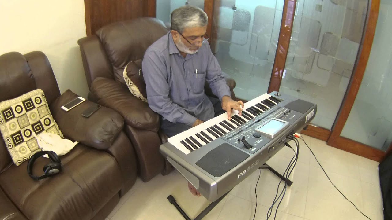 Mere Sapno Ki Rani Instrumental