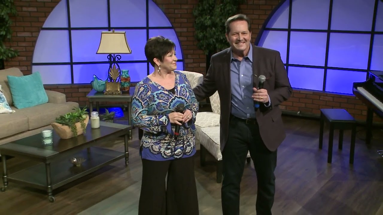 Gospel Music USA Ep. 270 | Musical Guest: Ronnie & Kim Booth