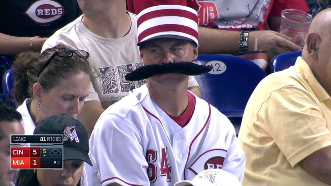 CIN@MIA: Fan channels his inner Mr. Redlegs