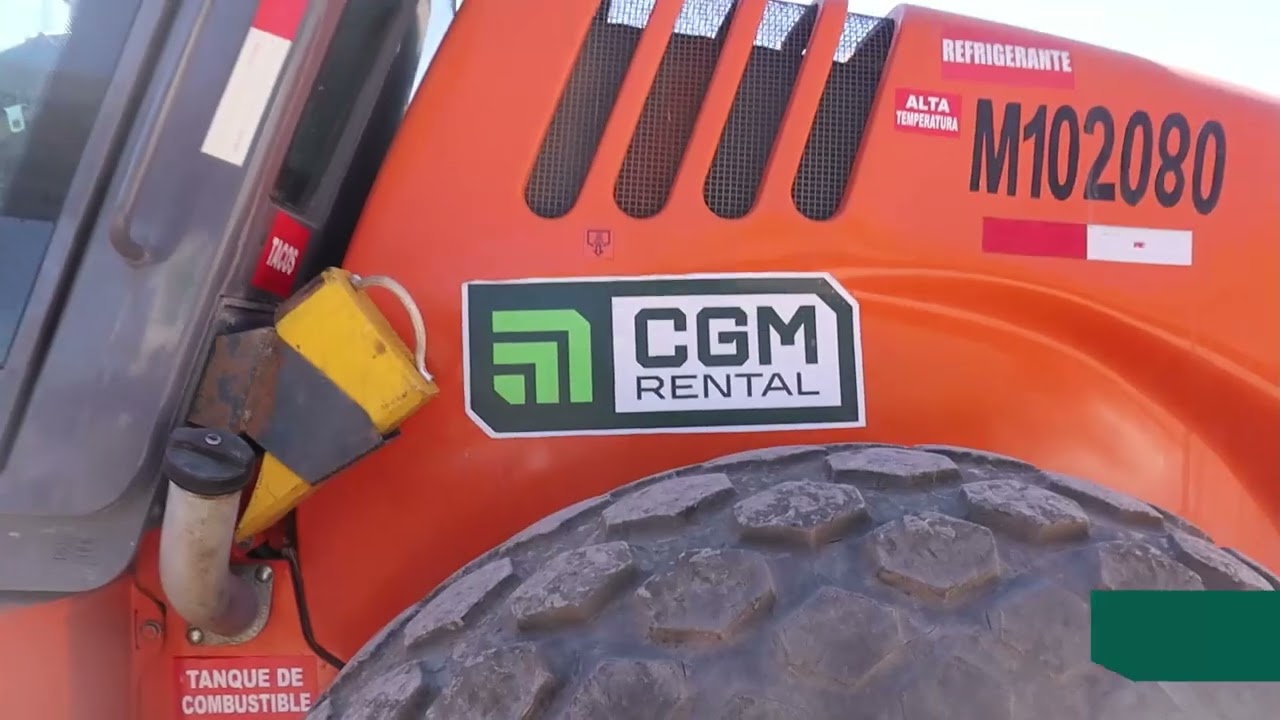 ¡Descubre la potencia en acción con el Rodillo Hamm 3411 de CGM Rental!