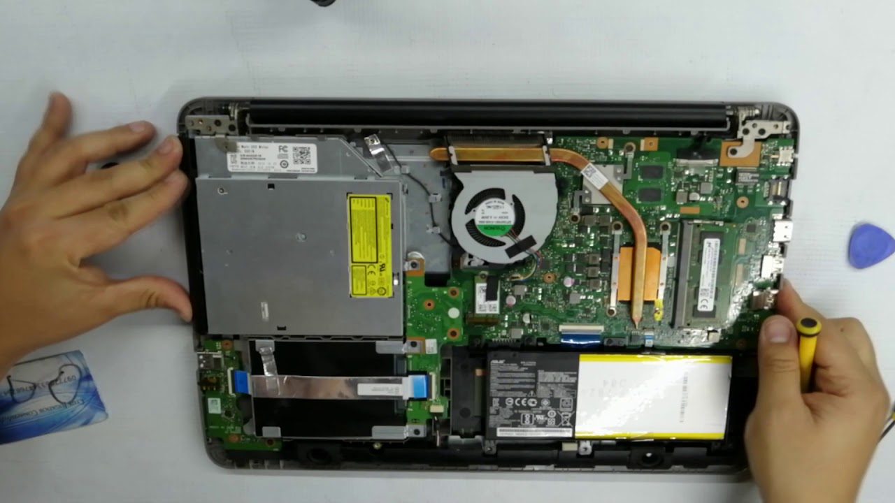Cambio de disco duro | ASUS x556