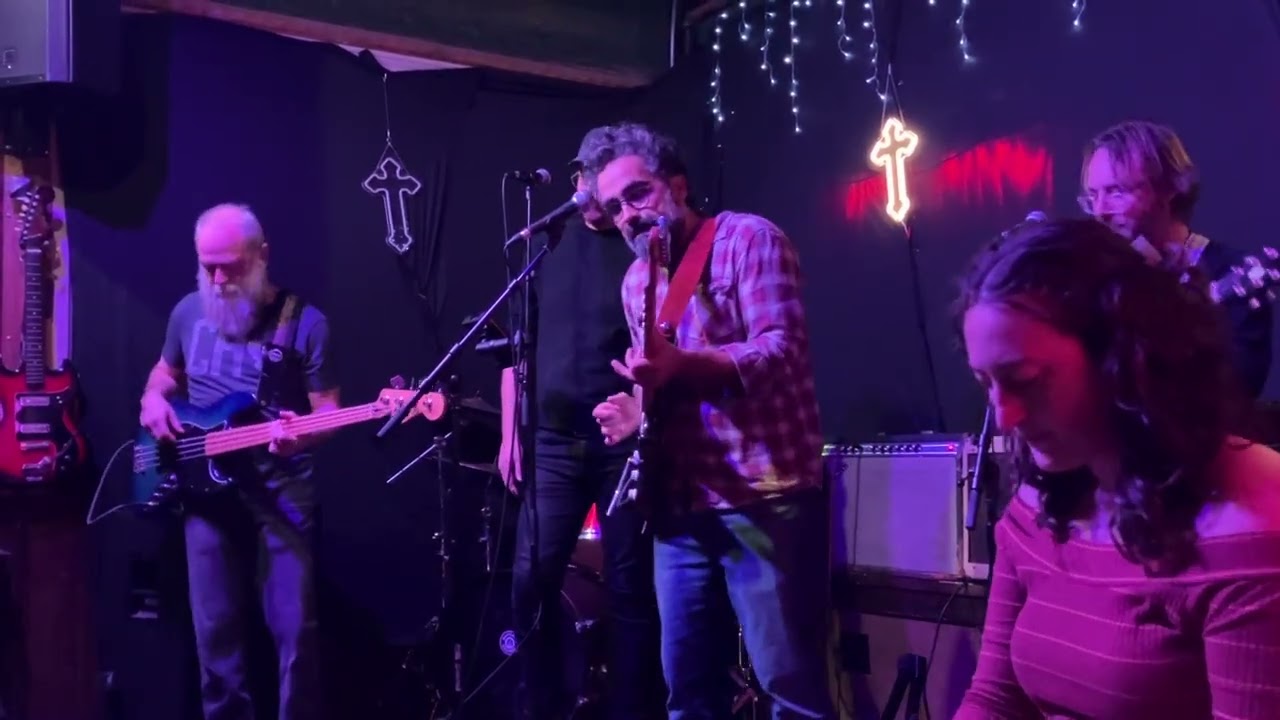 Never Never Band - (live @ Montrose Saloon, Chicago, IL 11/23/25)