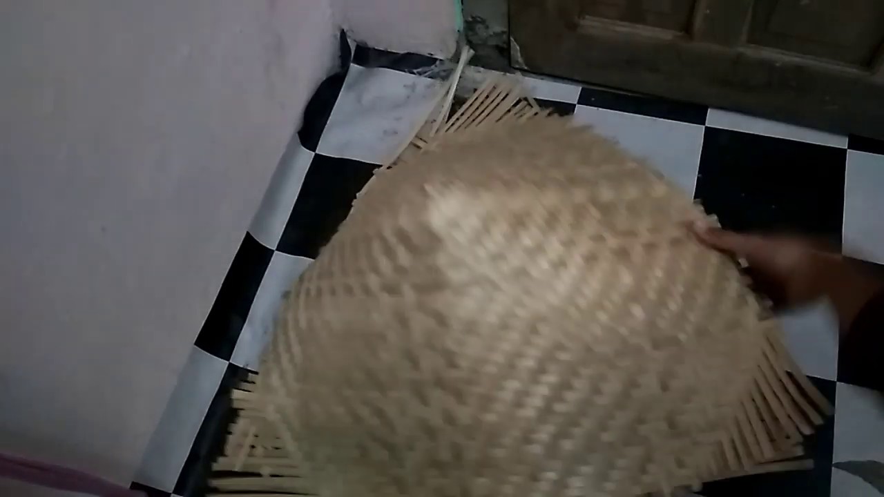CARA MENBUAT CAPING (Mengerucutkan Anyaman Bambu)