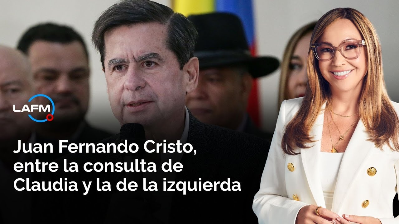 Juan Fernando Cristo, entre la consulta de  Claudia y la de la izquierda