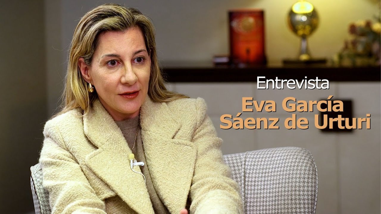 Eva García Sáenz de Urturi pone fin a la 'Saga de los Longevos'