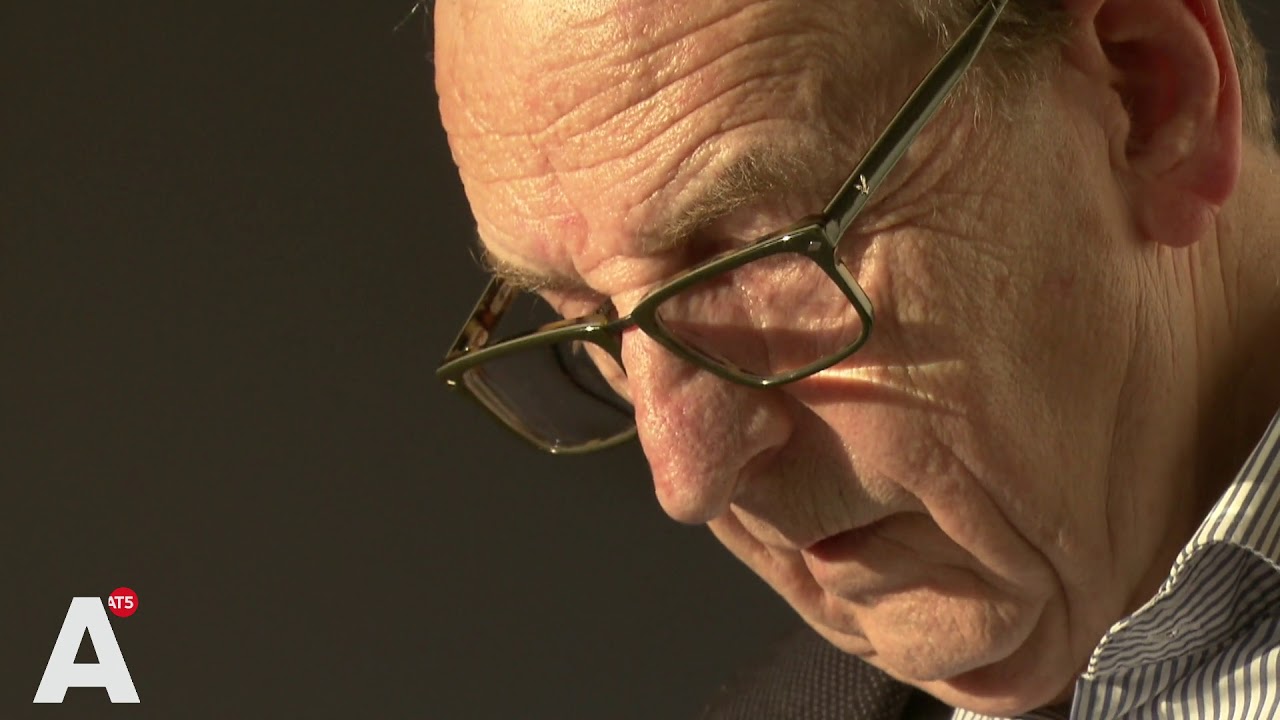 Harry Mulisch begraven in onterecht geruimd graf: 'De stenen zijn weg, alles is weg'