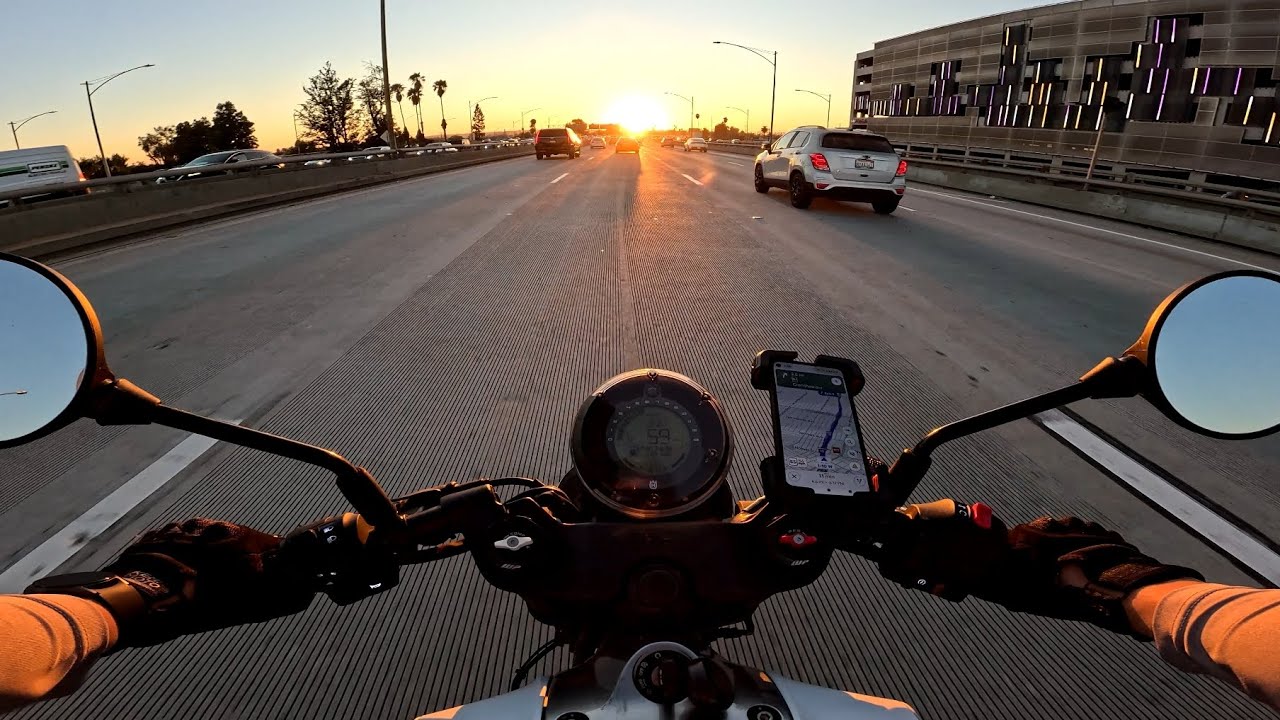 LA Freeway Sunset Ride | Motovlog #30 | 4K POV Experience