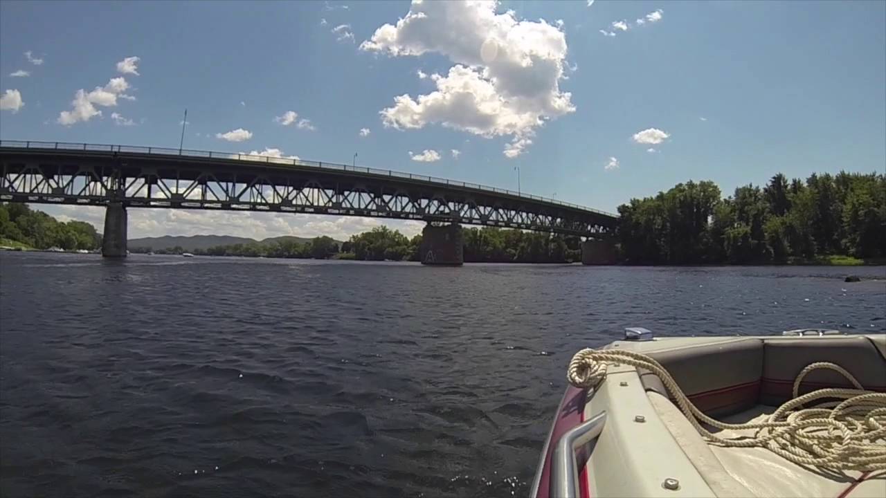 CT River Boating | Brooke Williams