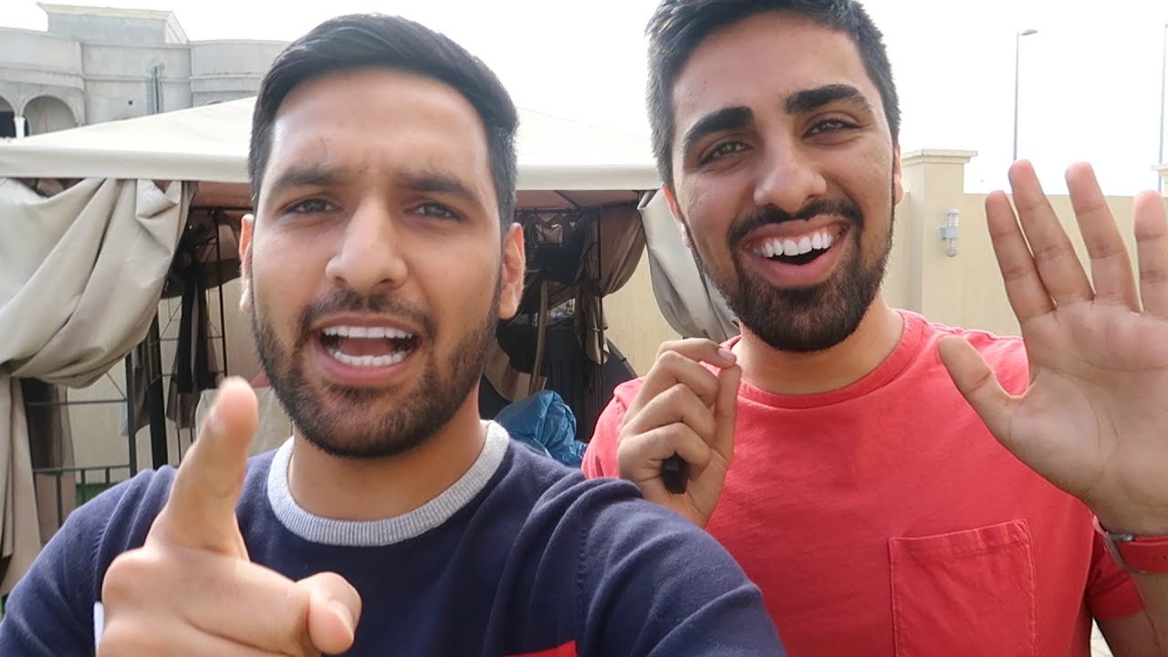 CHILLING WITH MOVLOGS IN DUBAI!