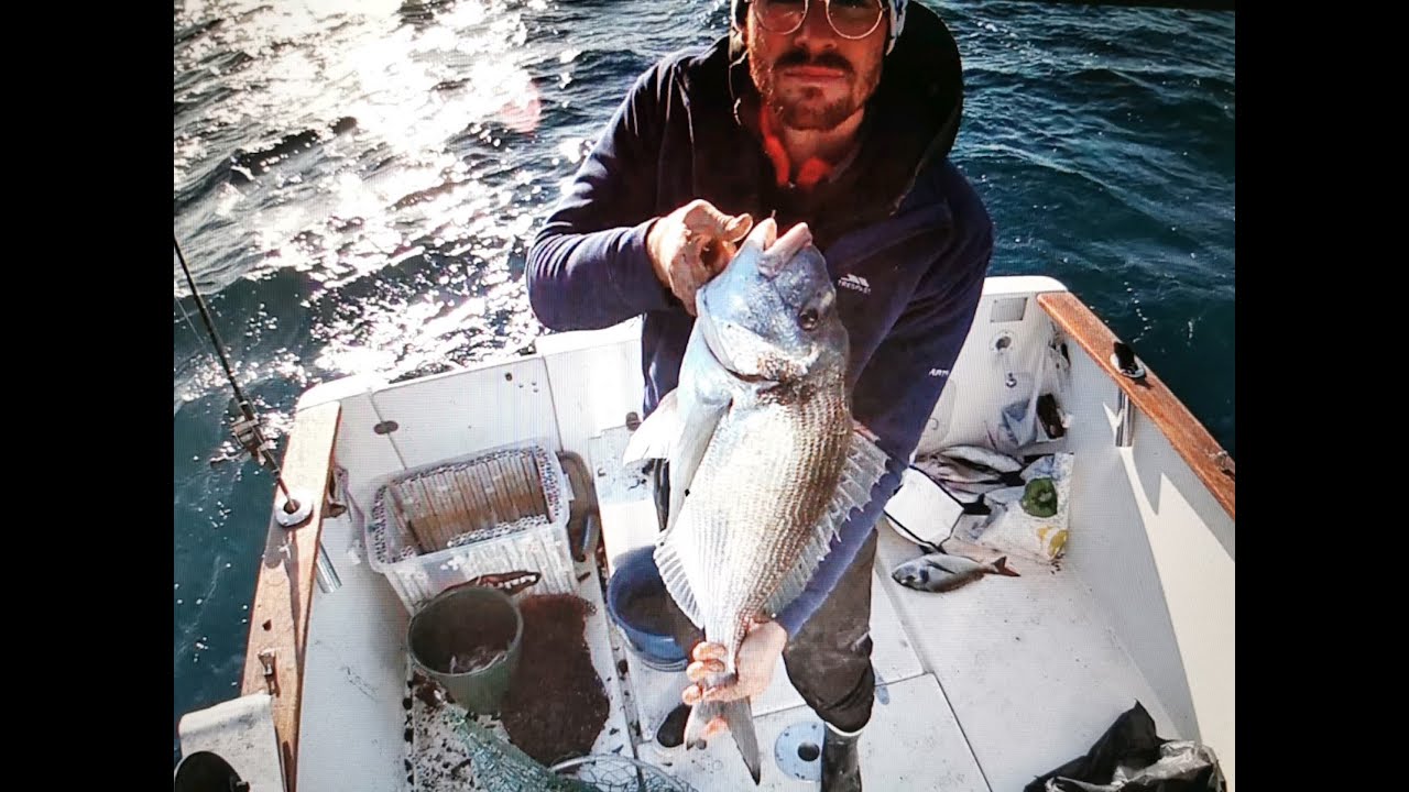 tuto comment  pecher une enorme daurade royale de 4,3  kg  a Marseille
