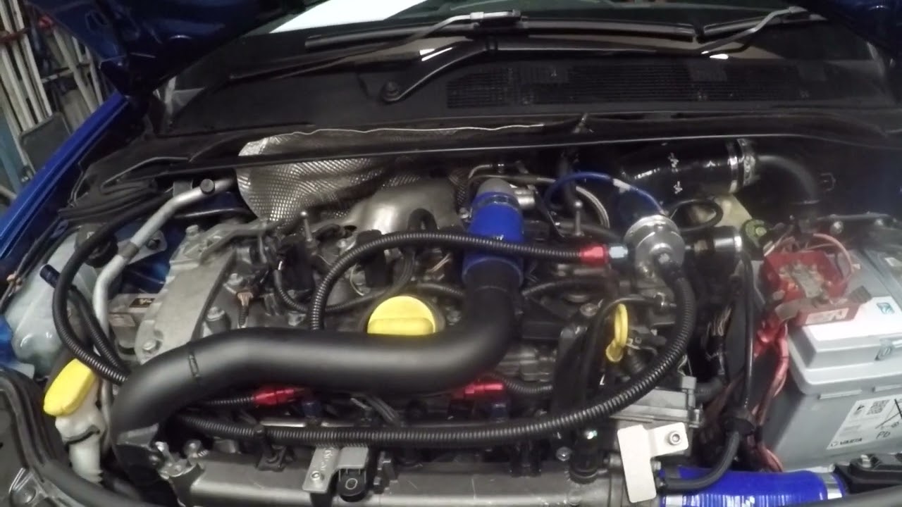 Megane RS225 left with us for a Motec Kit