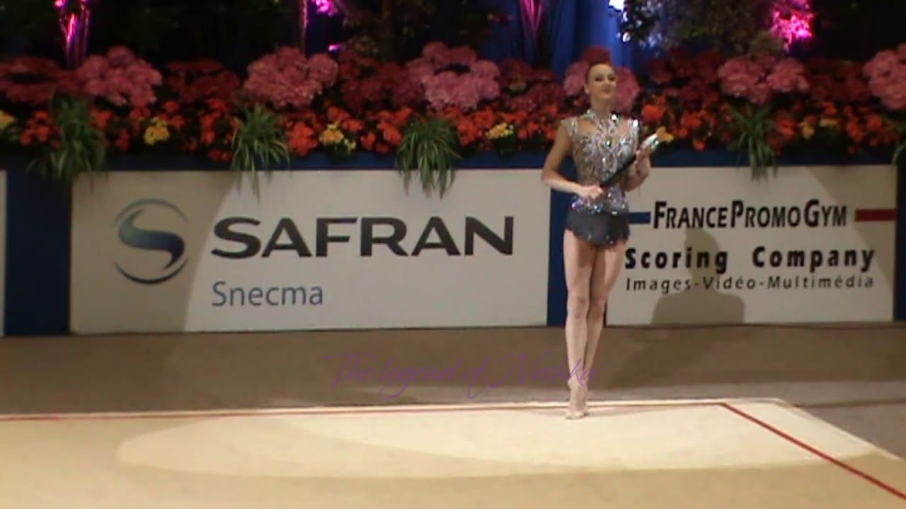 Anna RIZATDINOVA (UKR) clubs - Corbeil 2013 EF