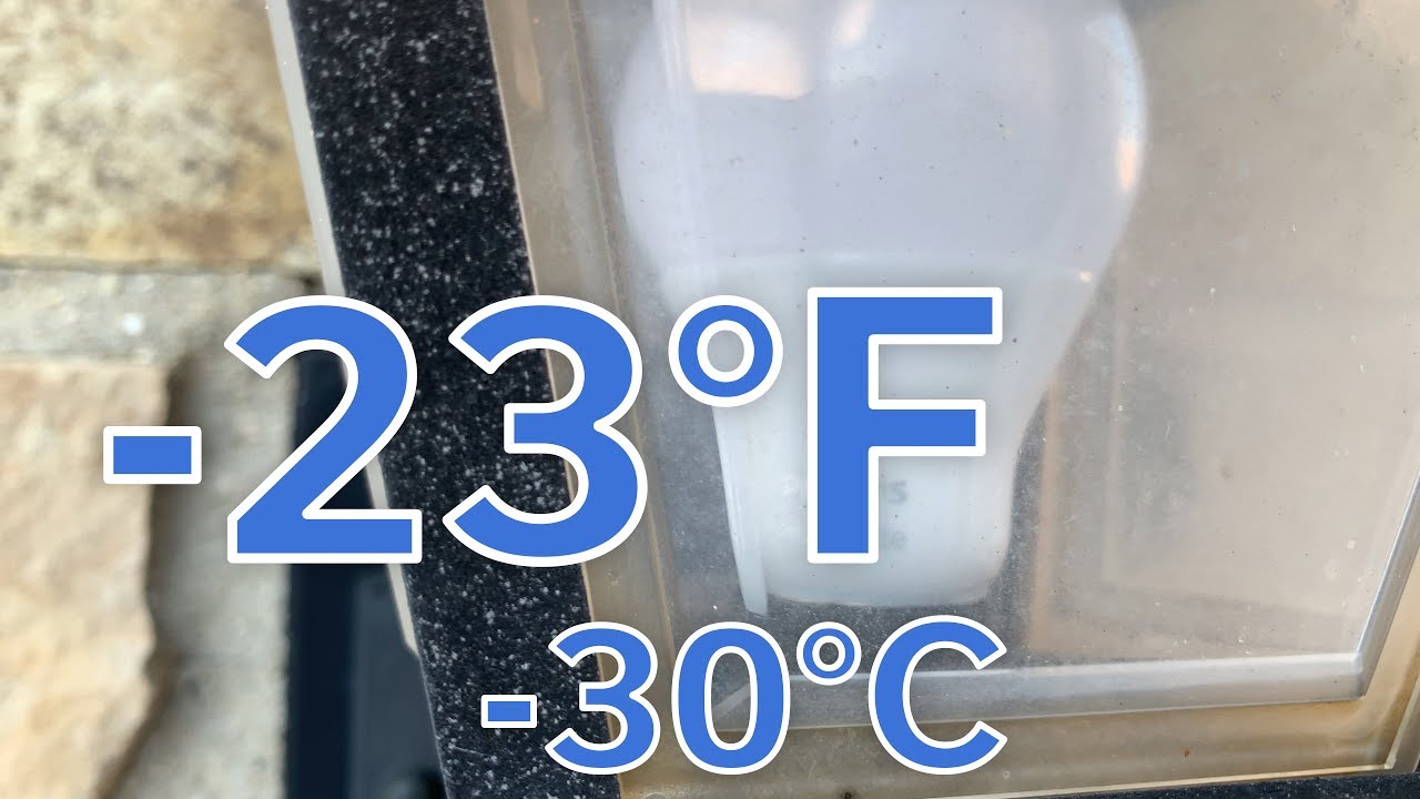 Can Philips Hue White LED Smart Bulbs Survive the EXTREME cold outside?!?