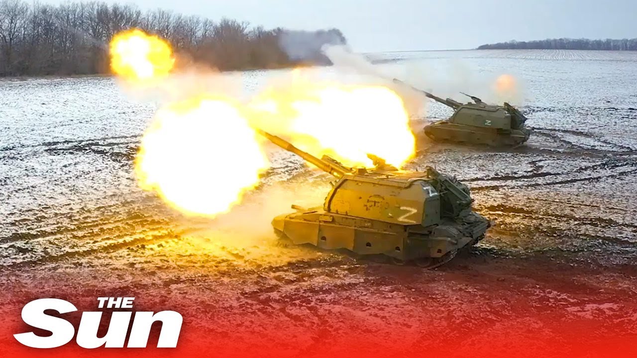 Russian forces blast Ukrainian targets with Howitzer guns and tanks