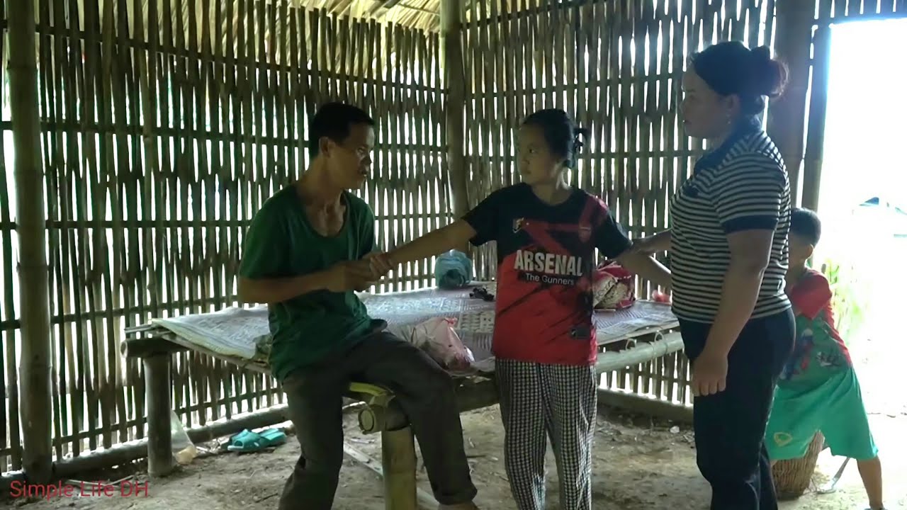 Make food and wrap banh chung to visit the girl's family.