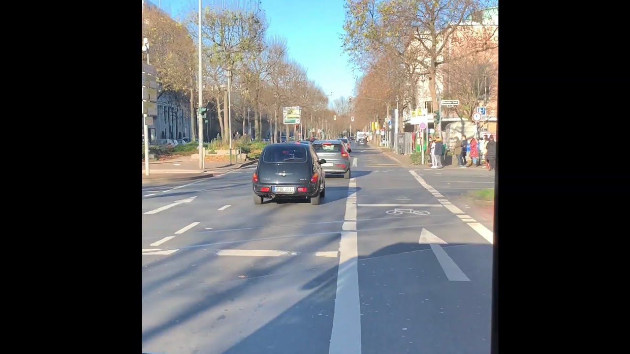 Rheinbahn Linie 782 Solingen Hbf - Düsseldorf, Heinrich-Heine-Allee der Rheinbahn AG 2020