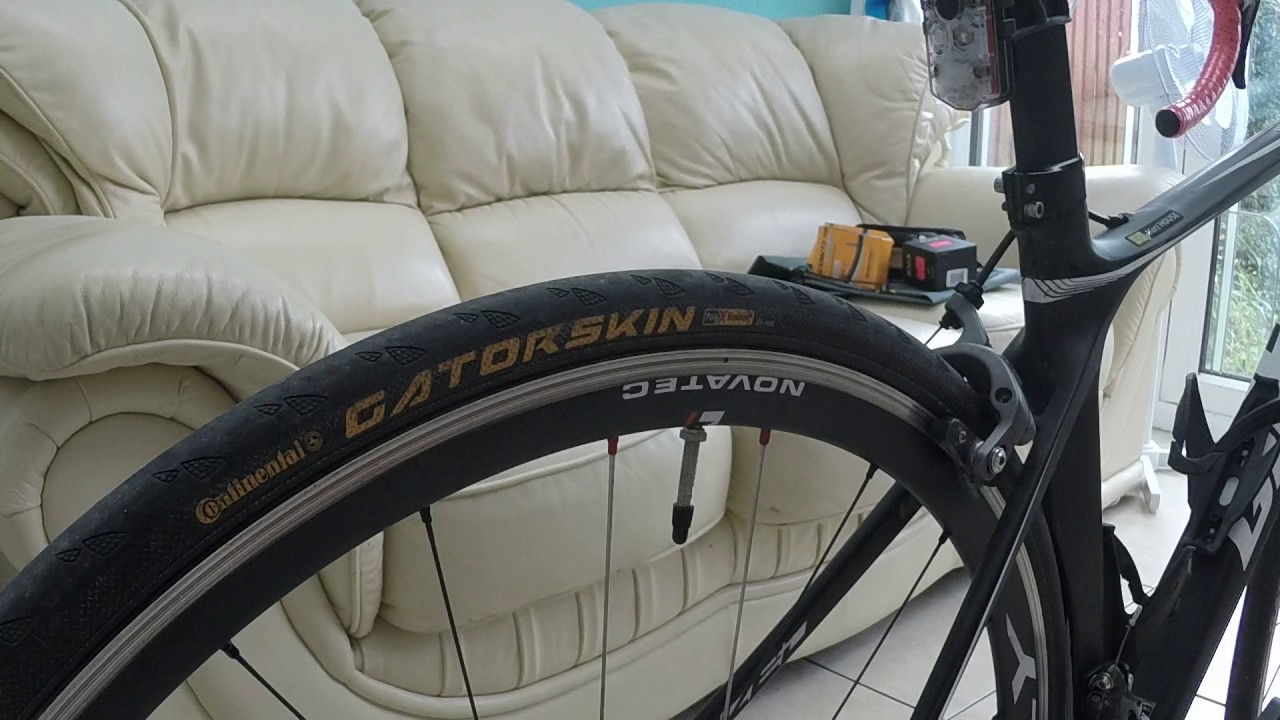 Continental Gatorskin Folding Road Tyres - 12,000km+ Review (ZERO Punctures!!!)