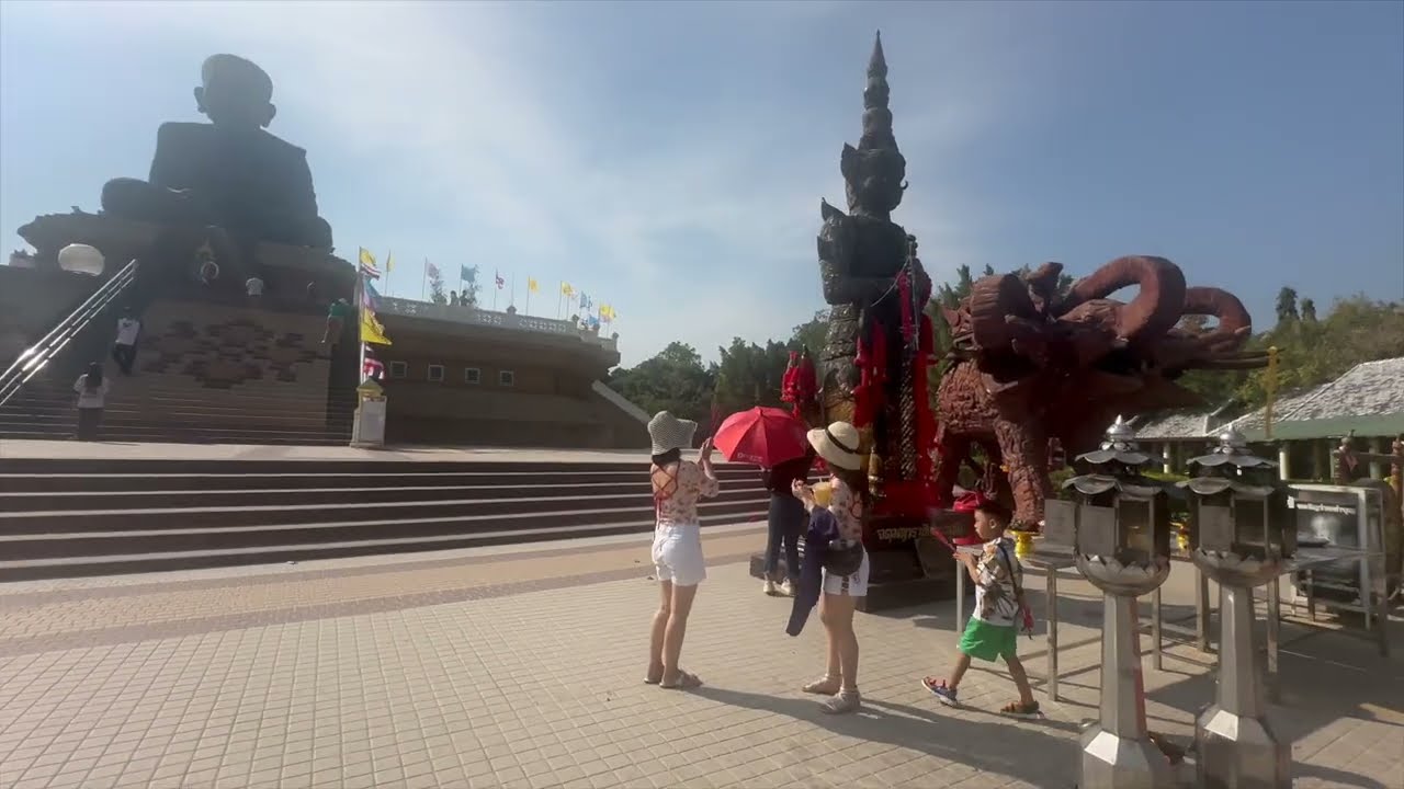Wat Huay Mongkol Temple