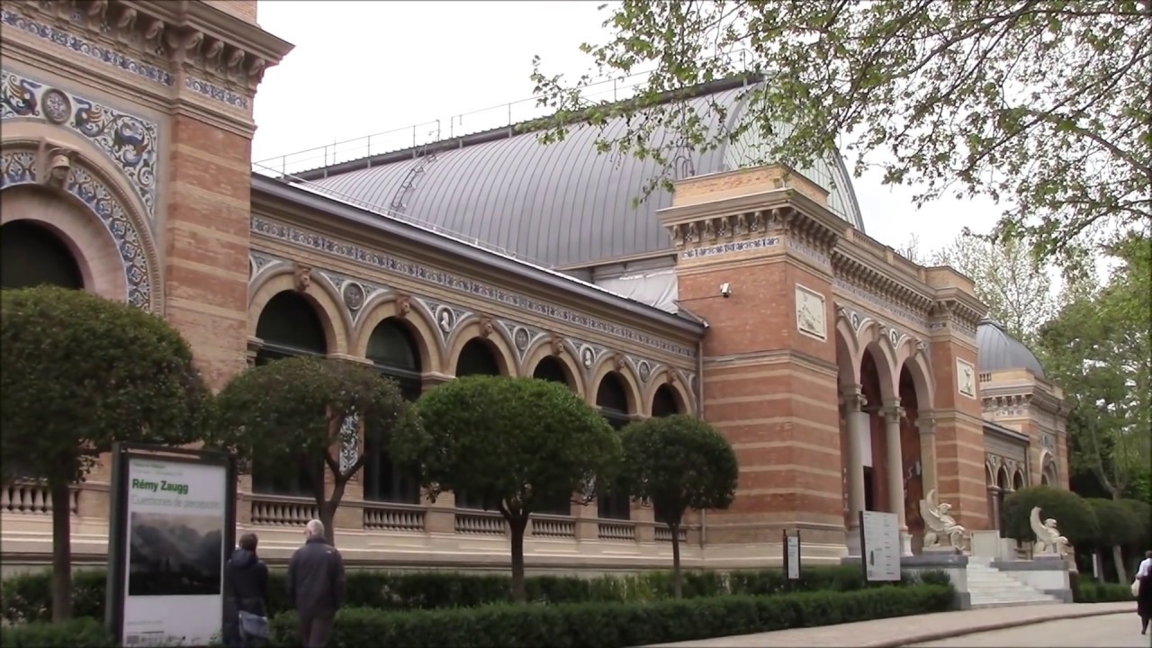 Palacio de Velázquez. Paseando por Madrid.