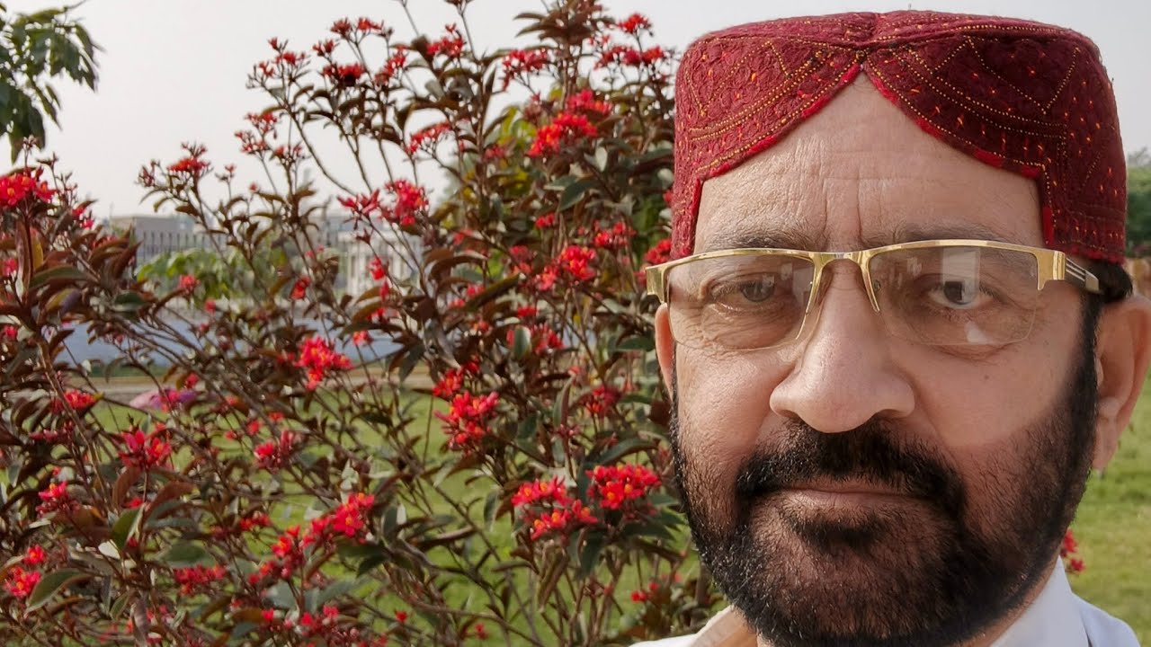 Shujat Abbas Hamza Rajanpur is live!Beautiful Live Chat with Friends – Questions & Discussions”