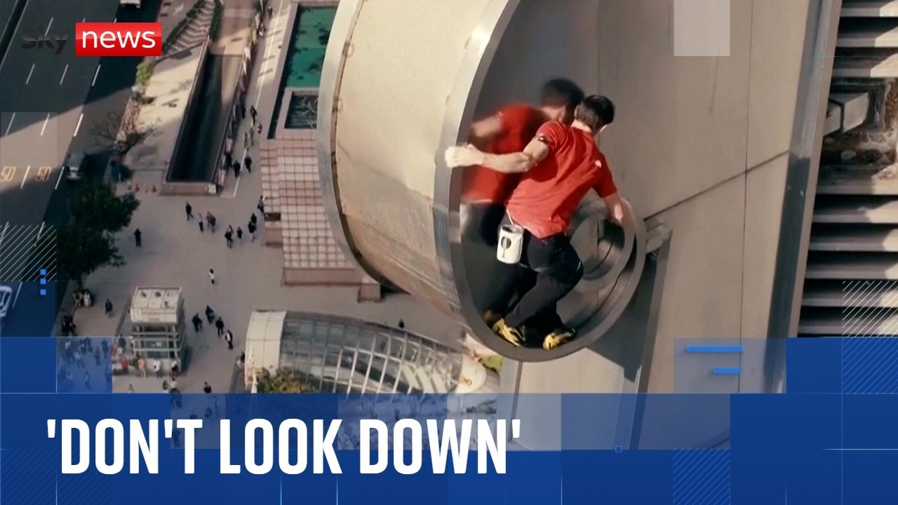 Alex Honnold free solos Taipei 101 skyscraper in live Netflix climb