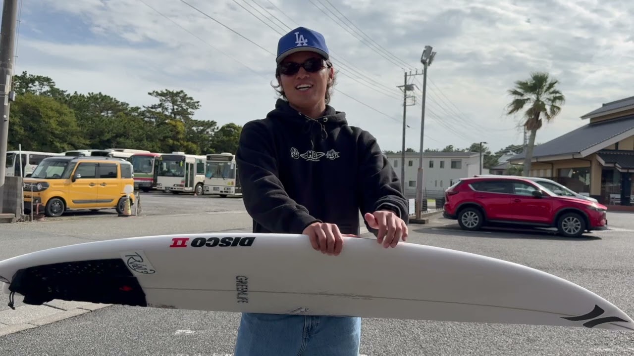 【ルイくん好調の】小波でも抜群にいいシャープアイのニューボード紹介します。