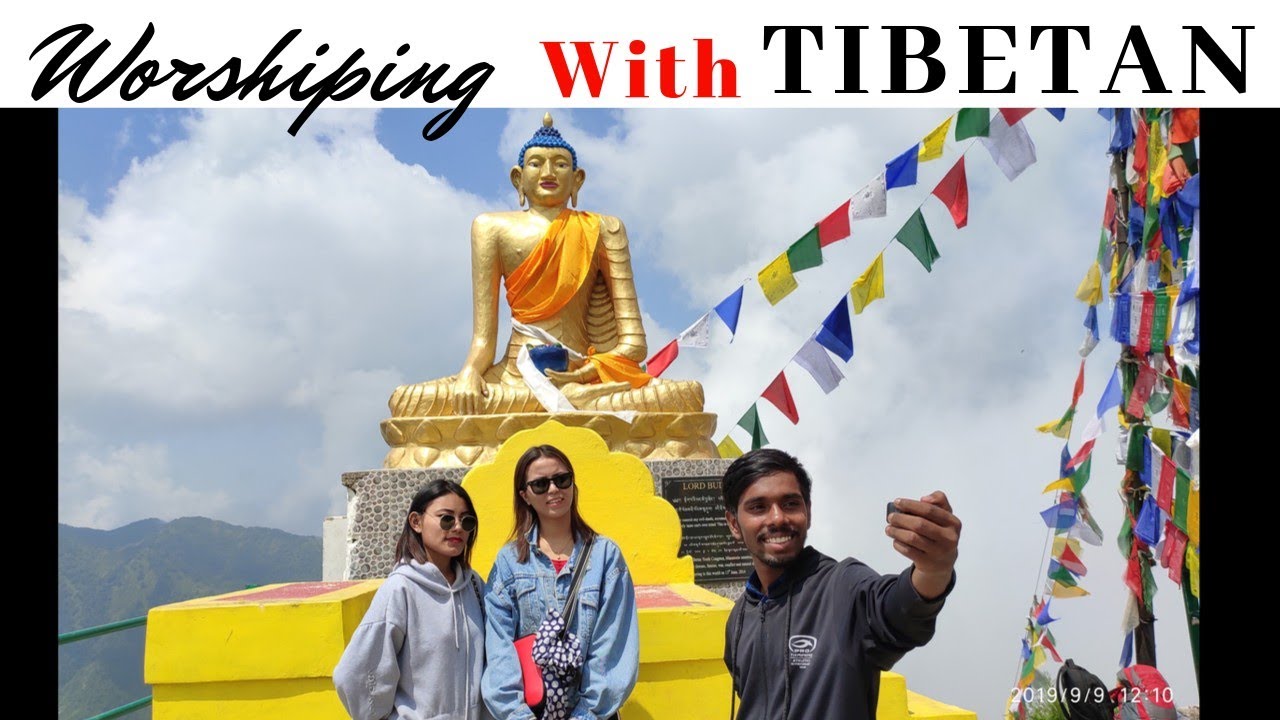WORSHIPING with Tibetan girls on Dalai Hills