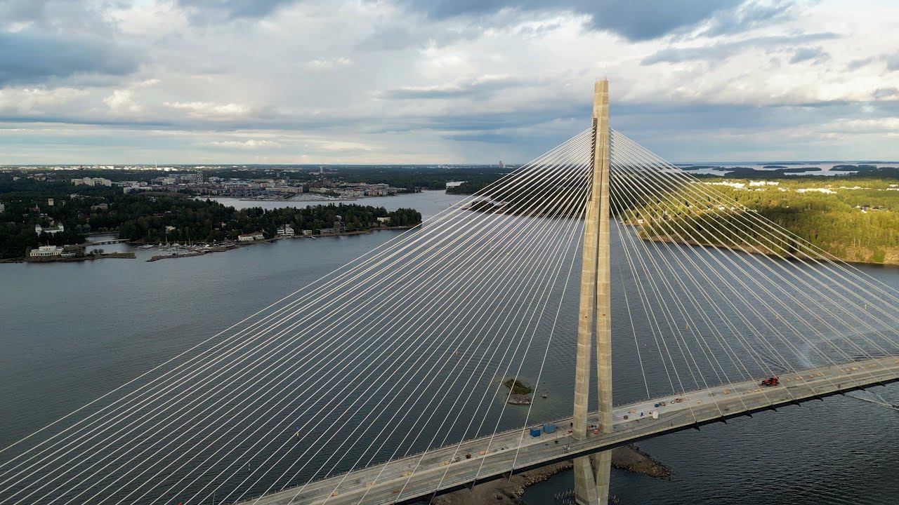 Helsinki, The Construction of the Kruunuvuorensilta, August 2025