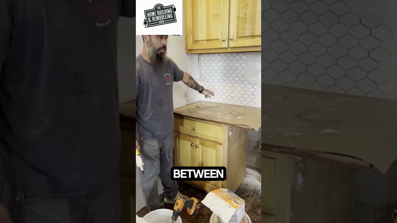 Grout Caulk Magic: Perfecting Corners and Edges in Your Kitchen #backsplash #shorts #diy