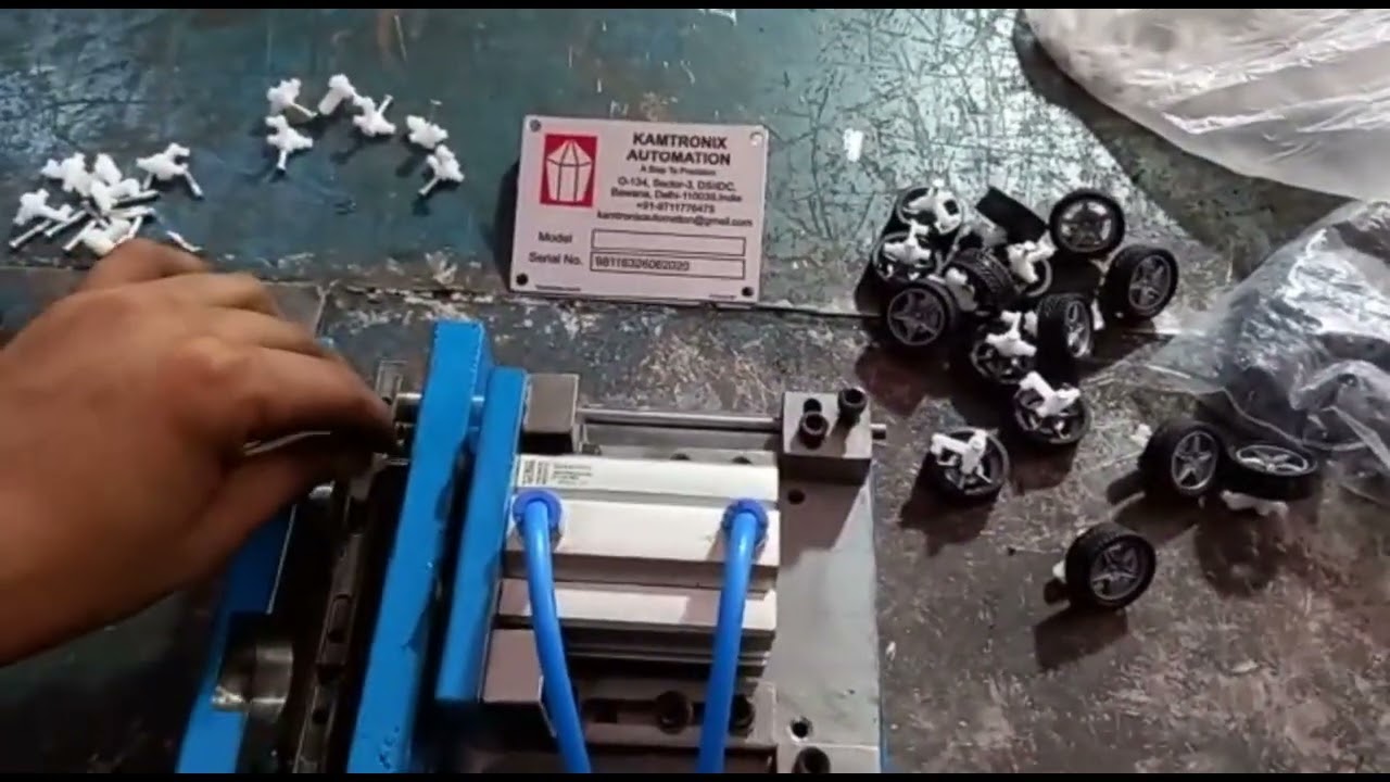 Toy Car Stear Wheel Assembly