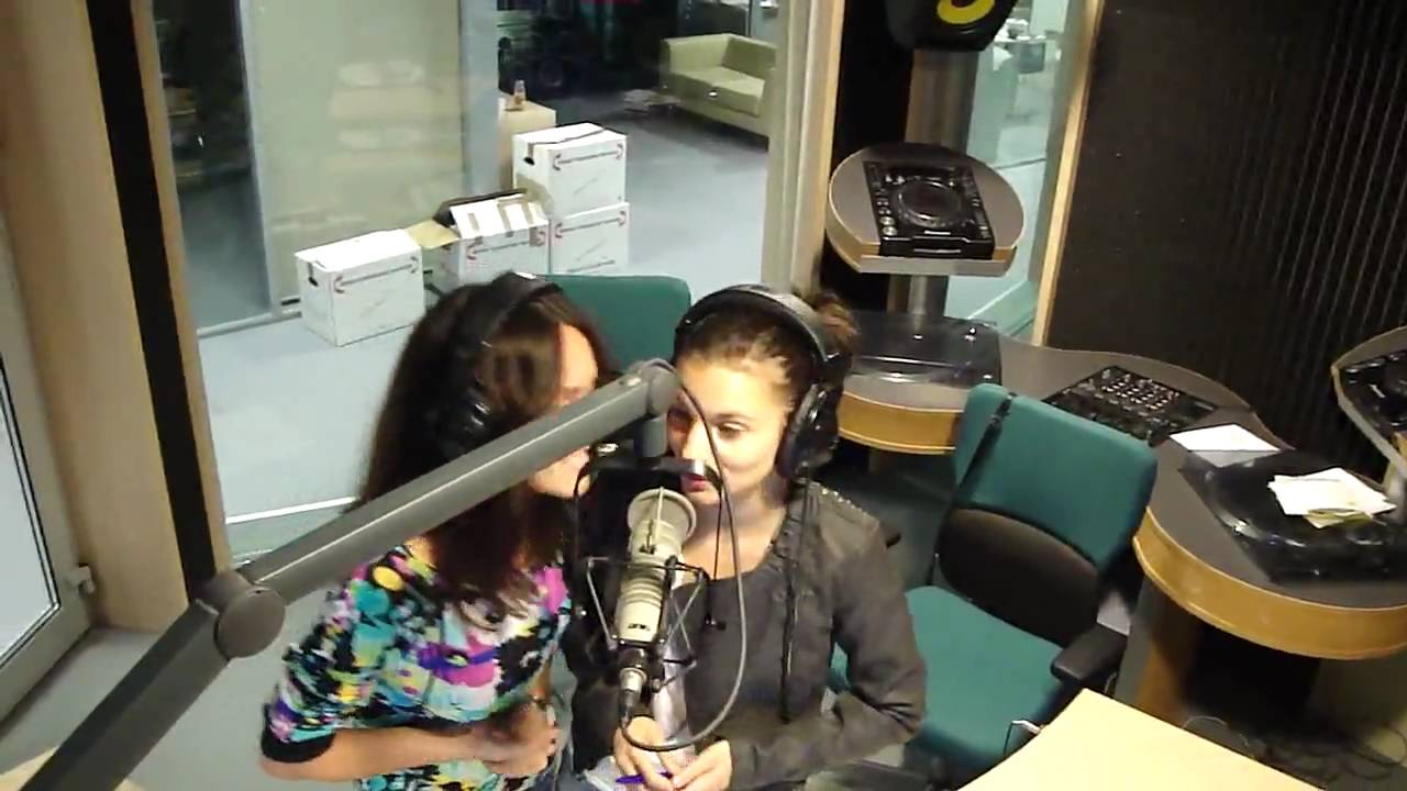 ANA MOGA & DANA NICULA @ ONE FM STUDIO