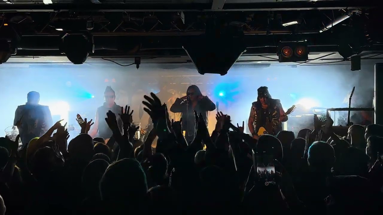 The 69 Eyes - Brandon Lee @ Kantakrouvi, Oulu, Finland 09-11-24