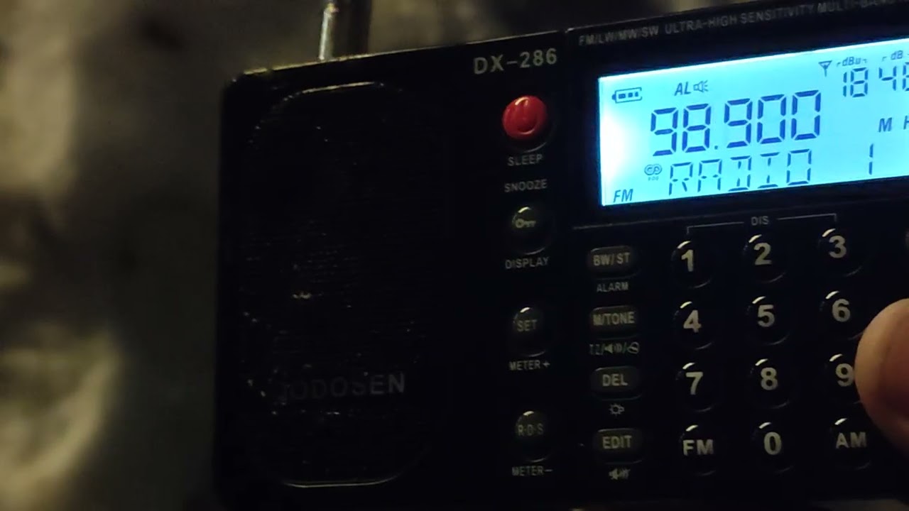 Debrecen FM radio bandscan Hungary 