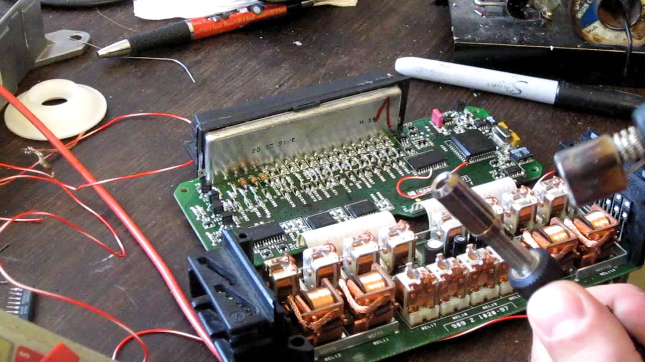 Mercedes 500SL R129 roof controller repair. 1298200097