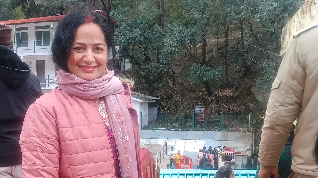 Mrs Meenu k is live! budhwar subah ki Ram Ram sabhi ko