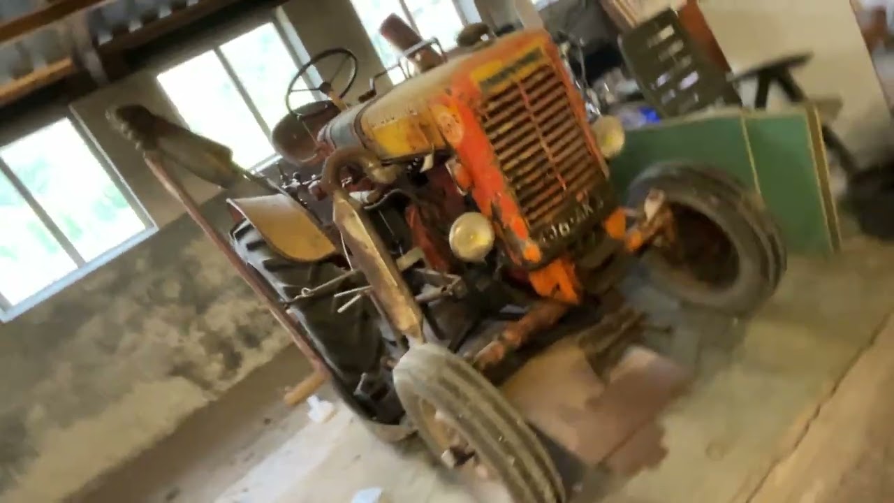 Vendeuvre met hef ploeg en maaibalk