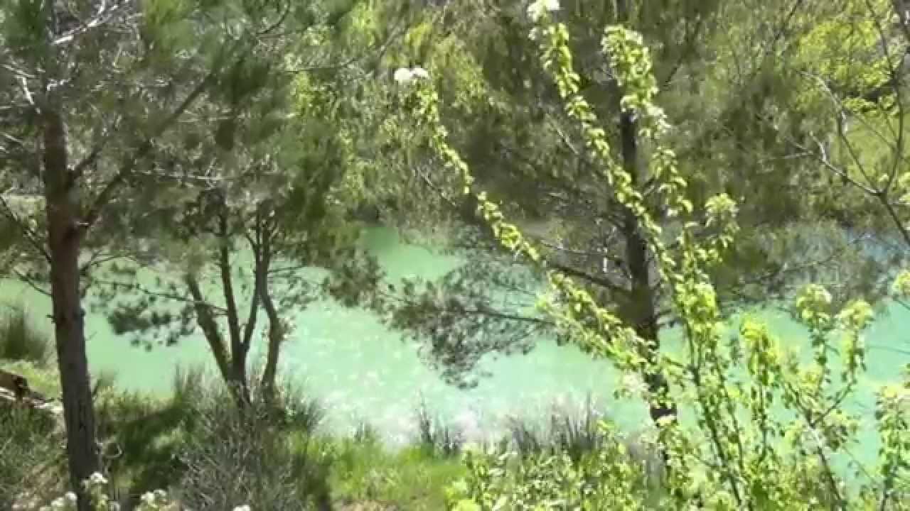 Albas au mois d'Avril