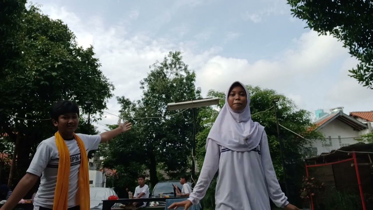   tugas seni budaya (senbud)                                                         