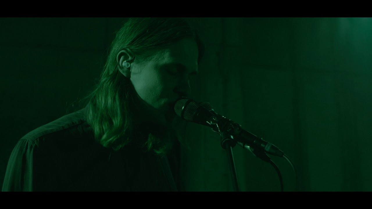 The Entrepreneurs &ndash; Heroine (live session)