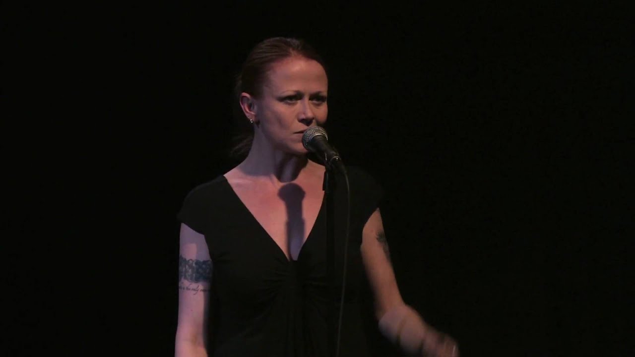 Jeanann Verlee performs 