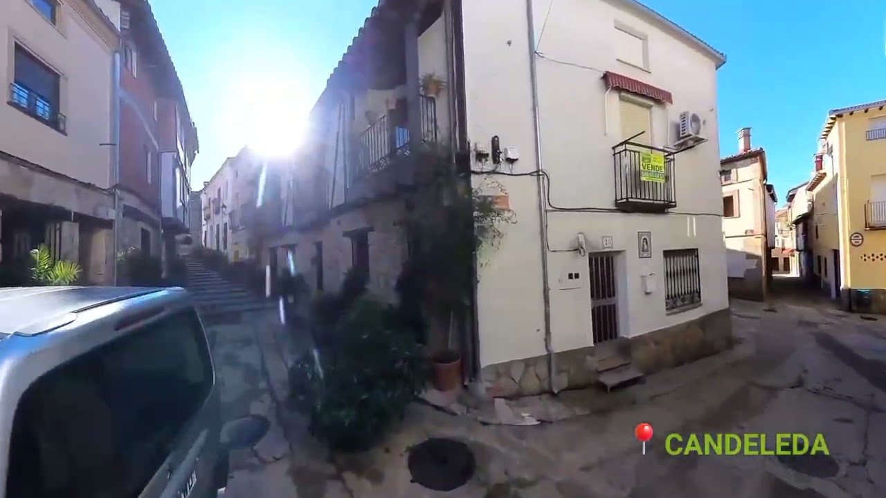 PASEANDO POR CANDELEDA