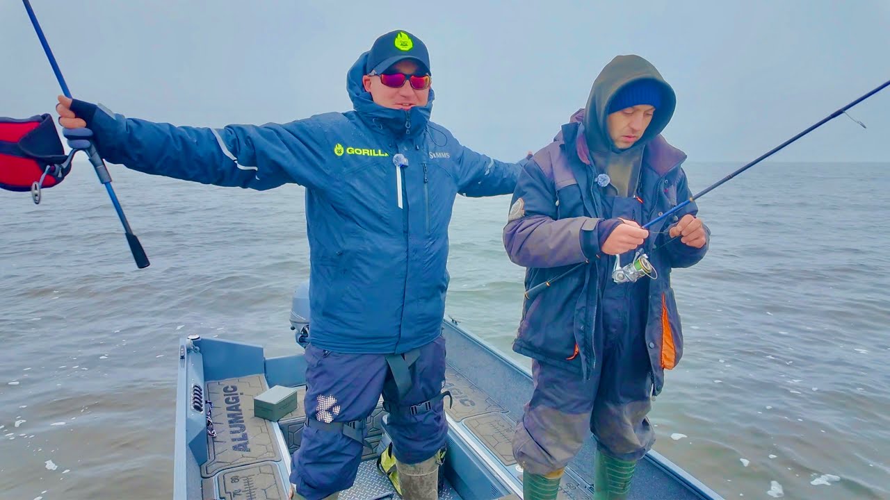 Справжня ТРОФЕЙНА РИБАЛКА на КРЕМЕНЧУЦЬКОМУ ВОДОСХОВИЩІ!!!
