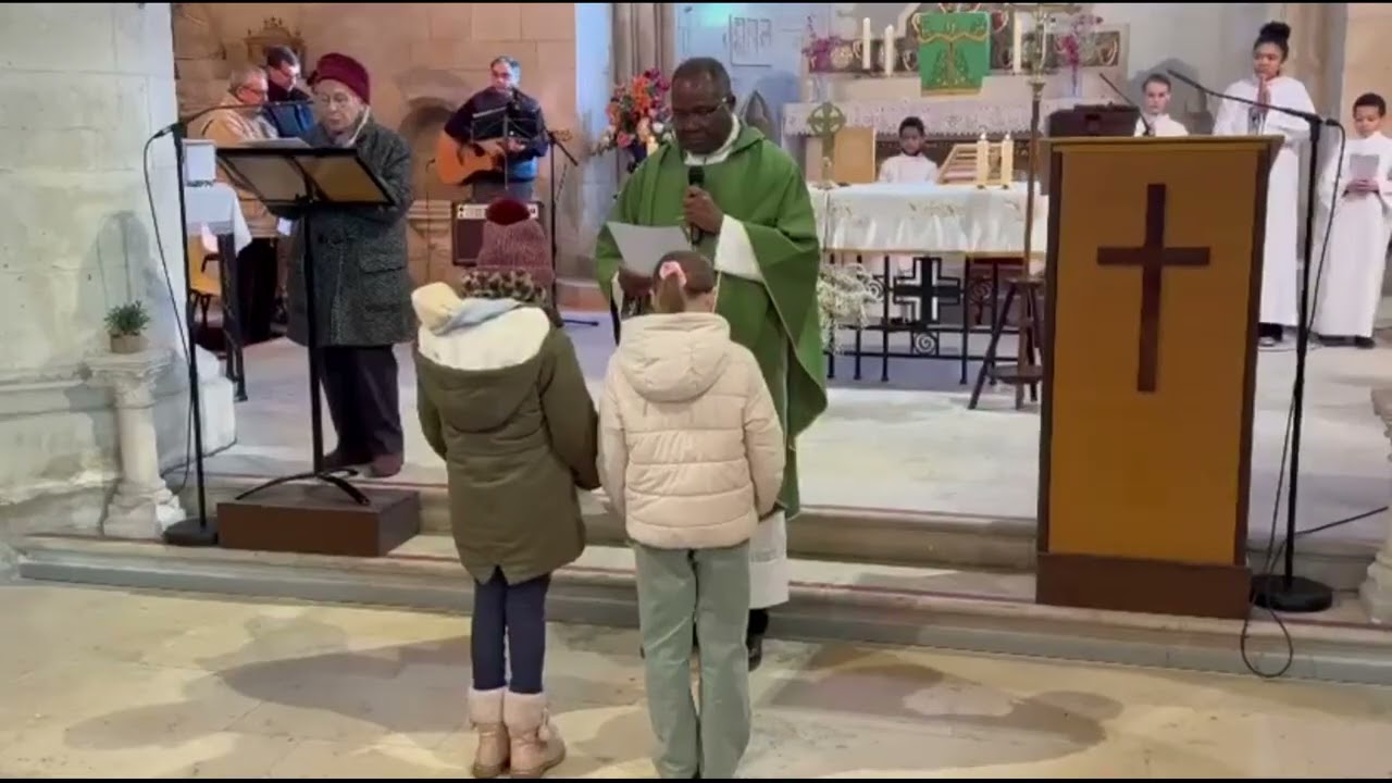 1ère étape au baptême de Emmy et Kellya