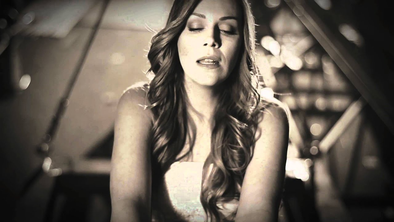 Maya Sar - Korake ti znam / ESC 2012 Official Video Maya Sar