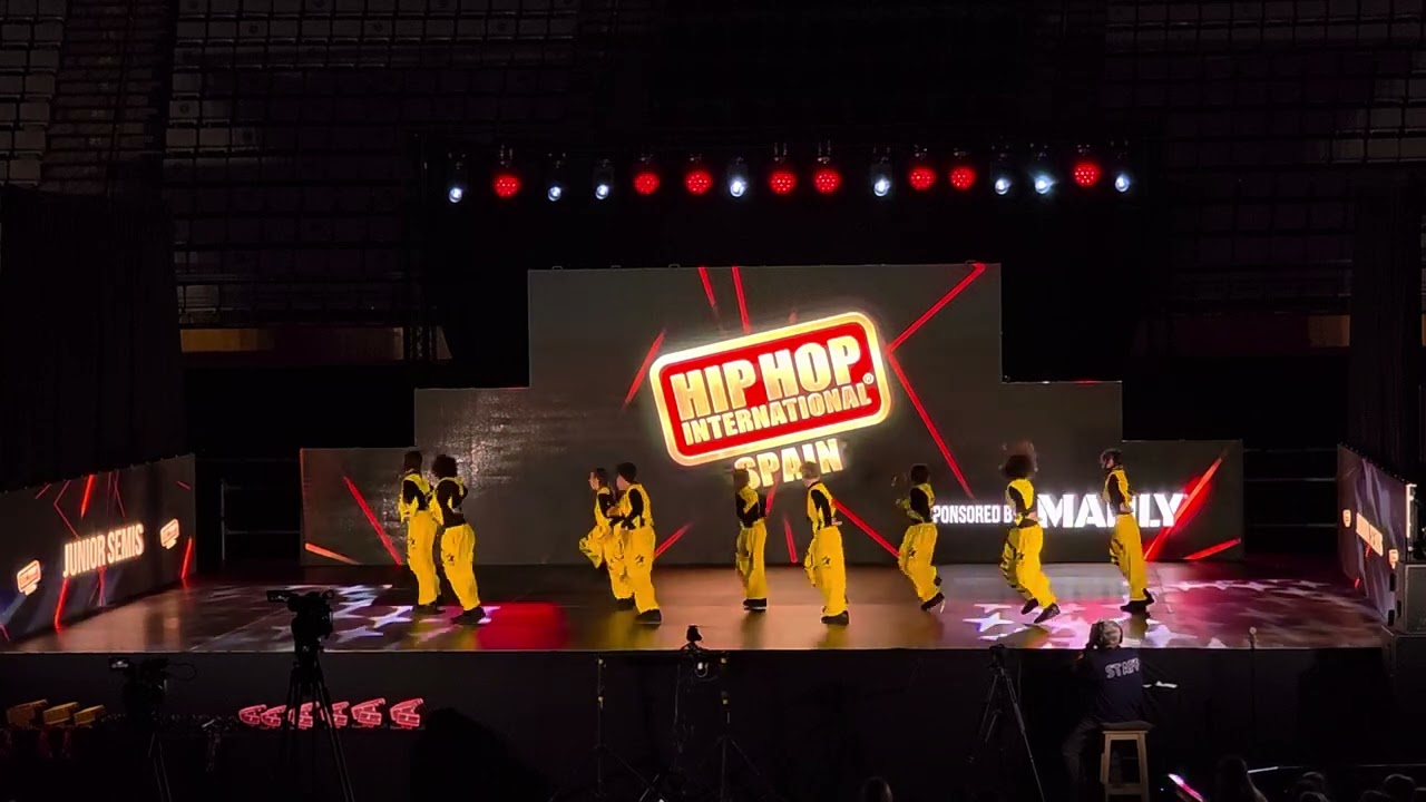 Naugthy Thunders campeones de España de HipHop HHI International 2025 con Álex Garrido