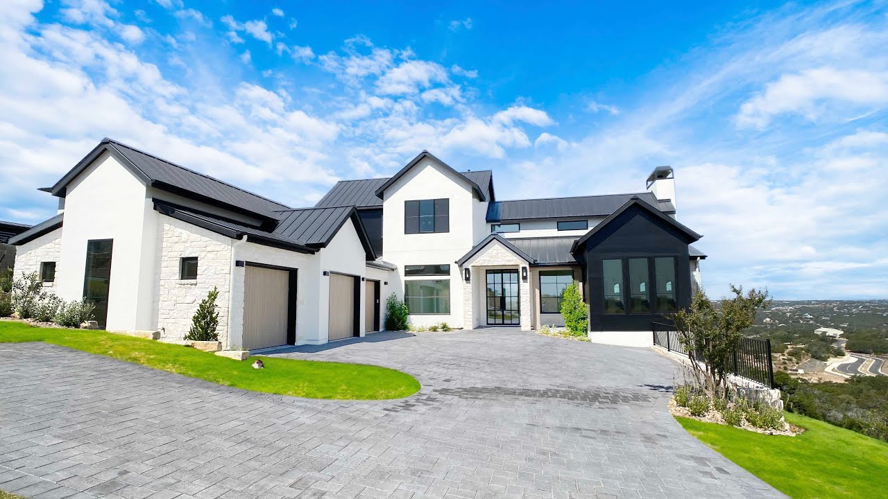 Inside a 4100+ sq ft Custom Home with a VIEW in Lakeway, TX | Rough Hollow Community