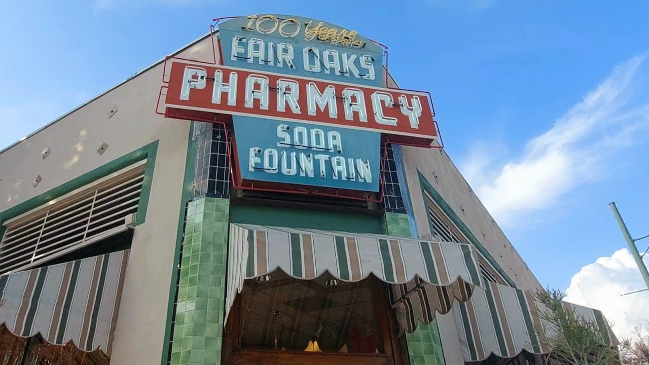A visit to Fair Oaks Pharmacy. 100 yrs in service! #fairoakspharmacyandsodafountain #anotherdayinla