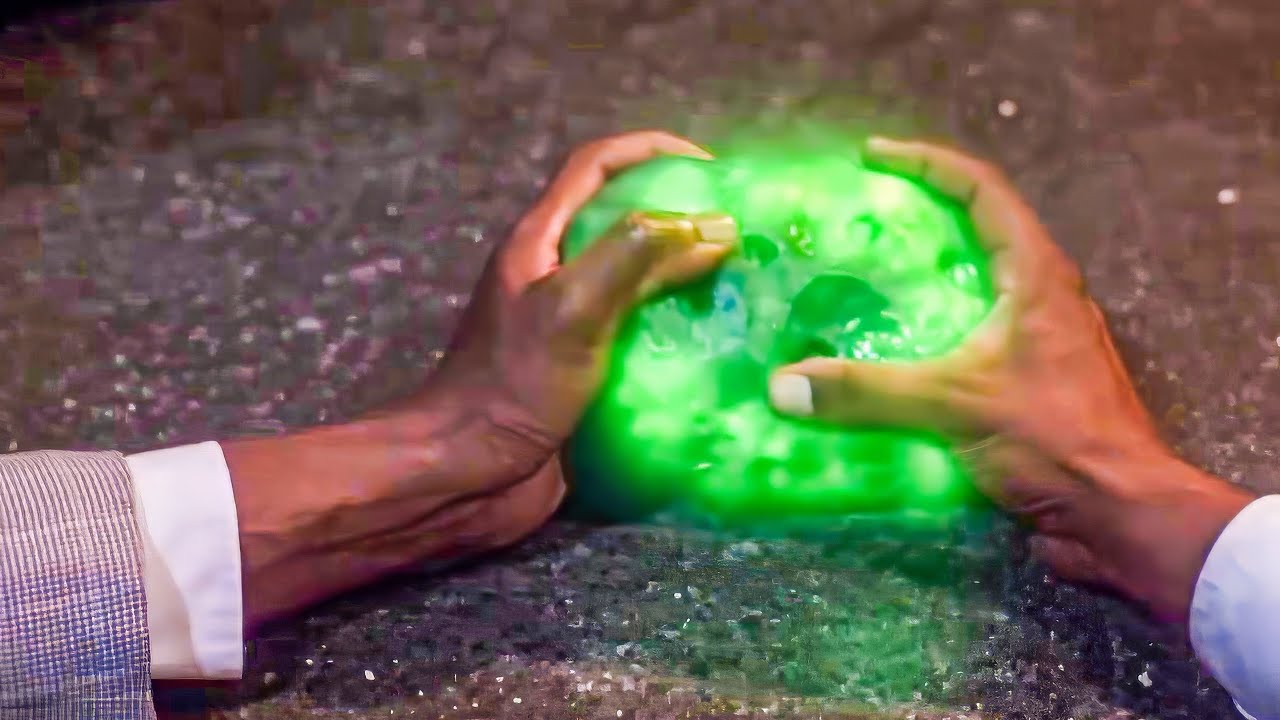 Man Touches a Meteor From Space and Gains Superpowers