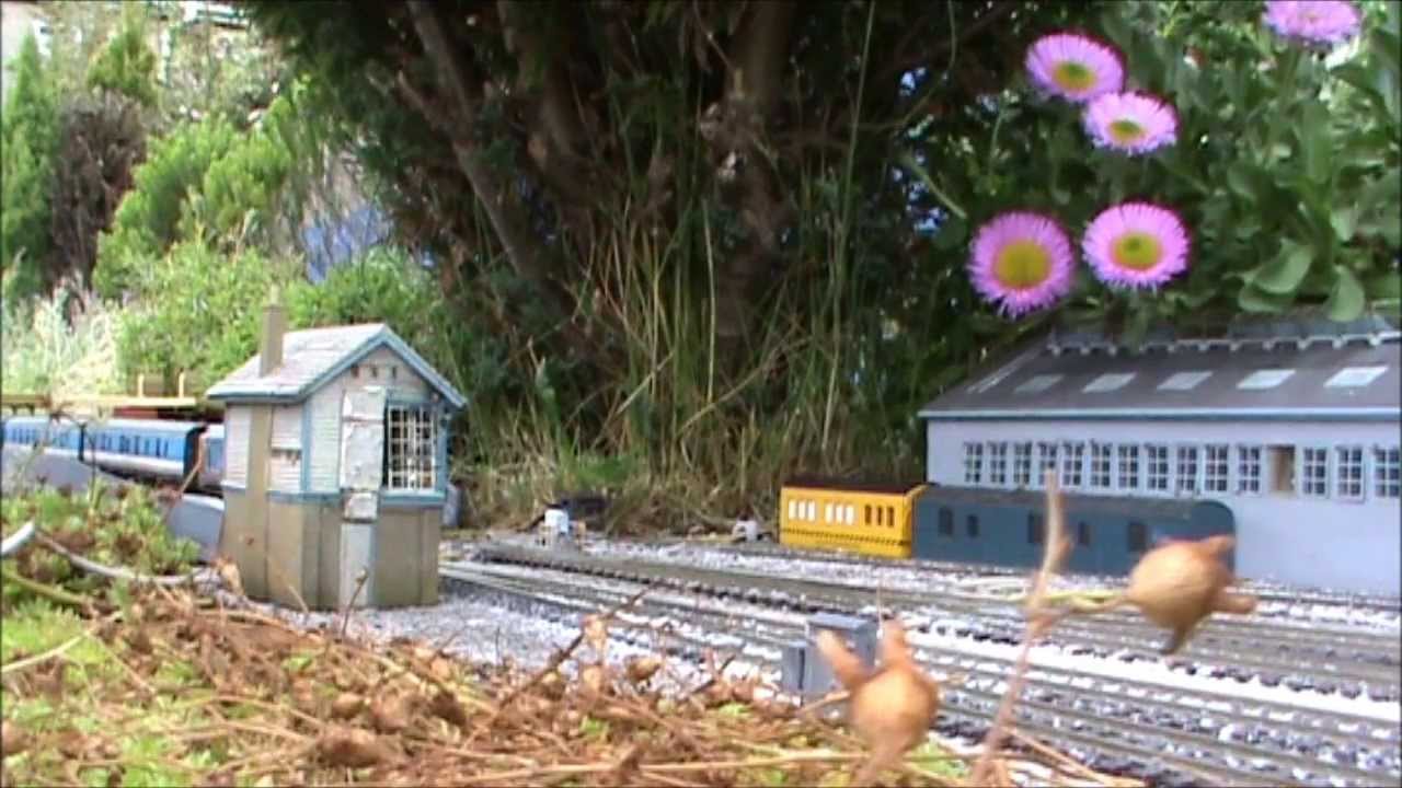 Hampton Field Railway - 1 July 2013 - British OO gauge garden railway