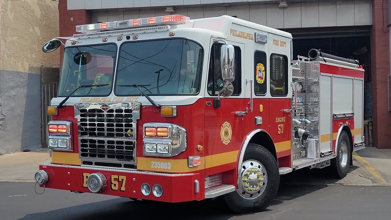 **Brand New*** Philadelphia Fire Department Engine 57 Responding